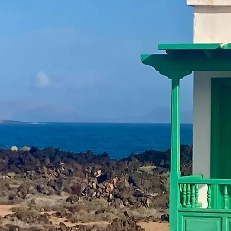 Casa De La Peña *